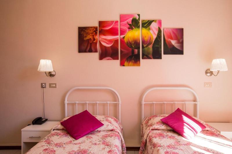 Hotel Arcoveggio بولونيا المظهر الخارجي الصورة