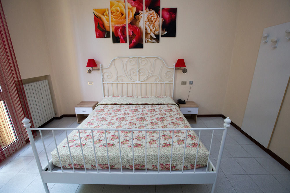 Hotel Arcoveggio بولونيا المظهر الخارجي الصورة