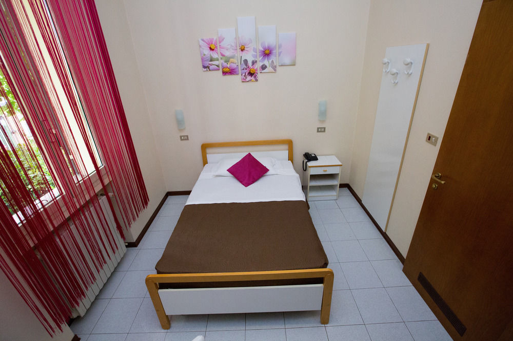 Hotel Arcoveggio بولونيا المظهر الخارجي الصورة